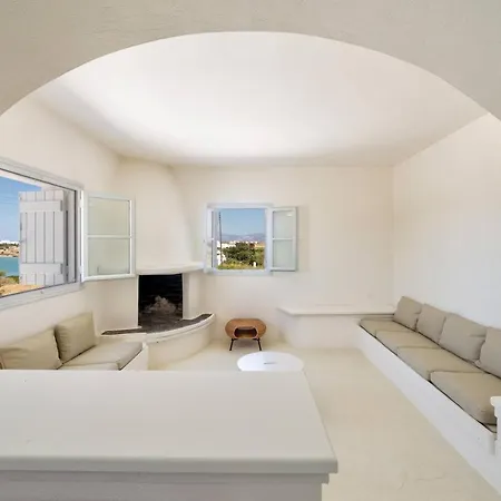 Paros Naousa Beachfront Villa